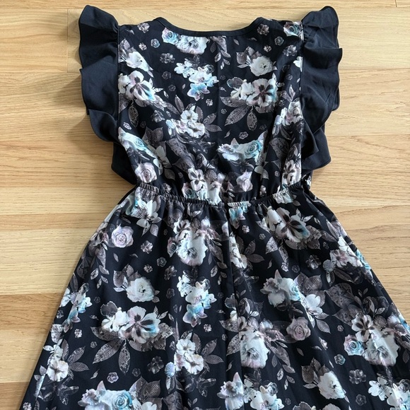 Betset Johnson Midi/Maxi Dress Floral Ruffle Sleeve Asymmetrical V-neck  Sz XS - Picture 7 of 11